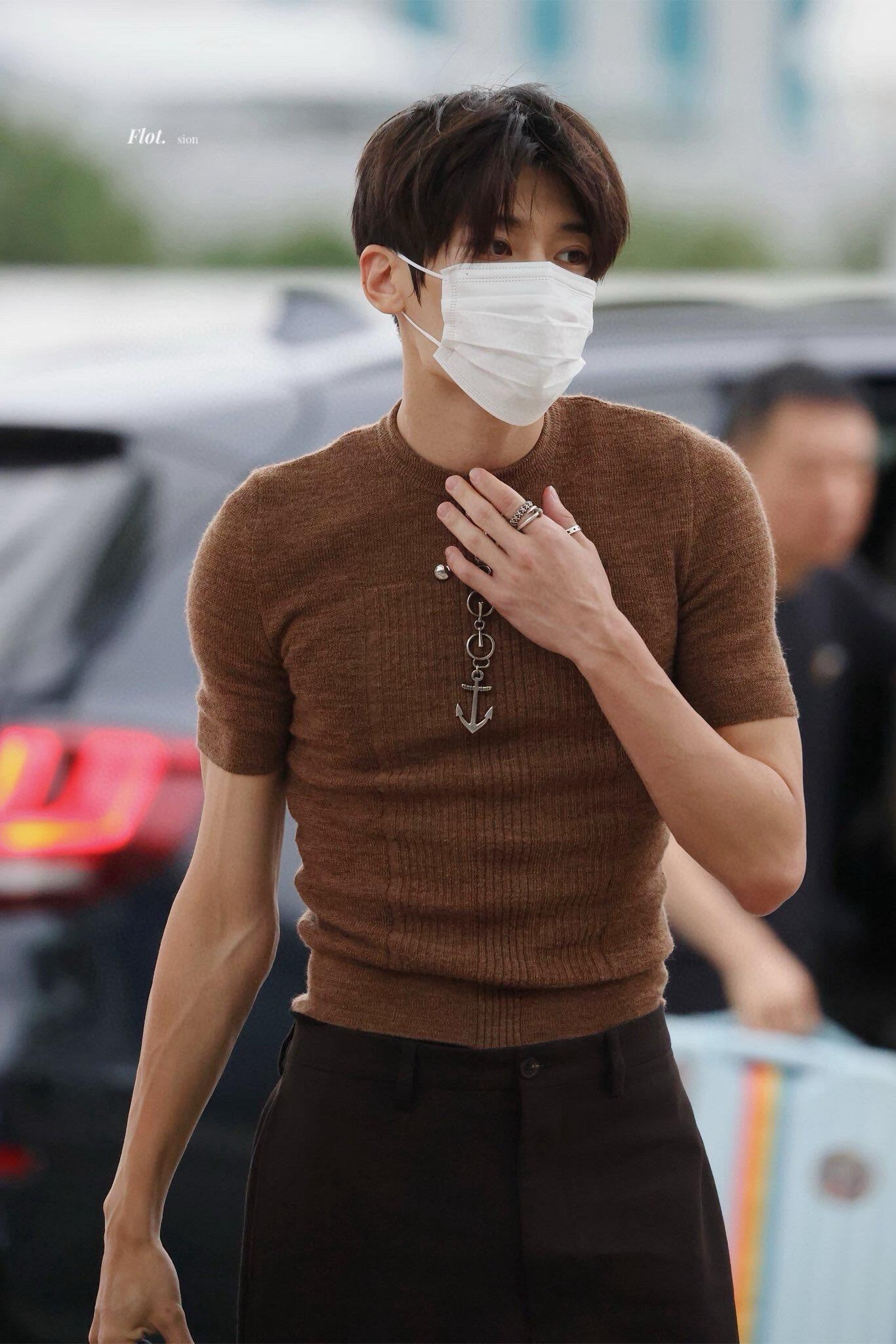 Pra 25fw sweater shirt