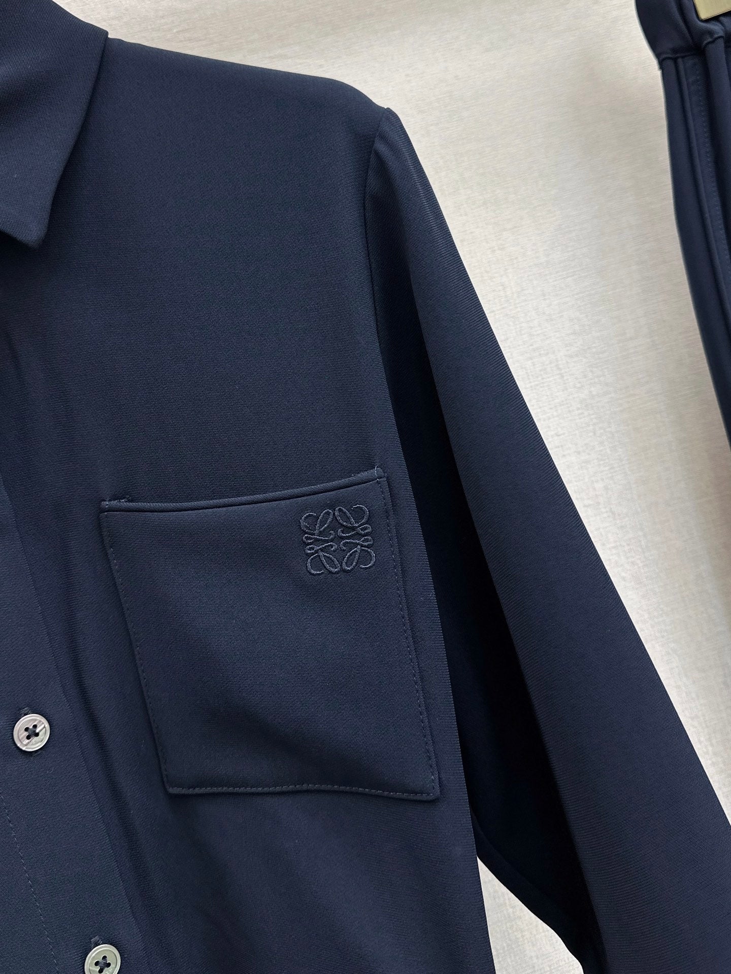 Loe 25fw shirt
