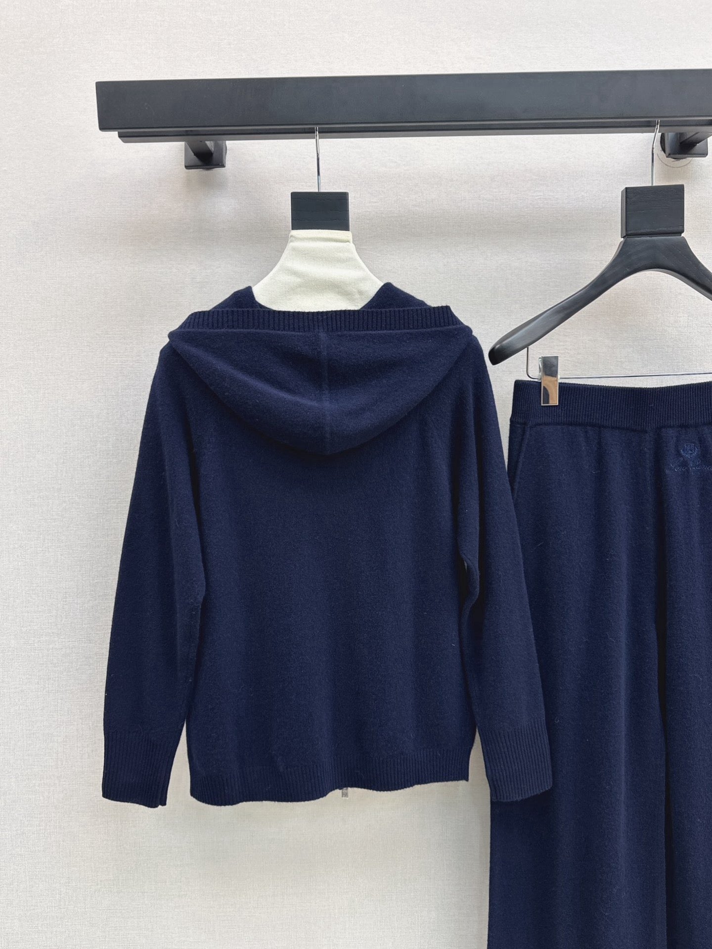 Loro 25fw cashmere suit