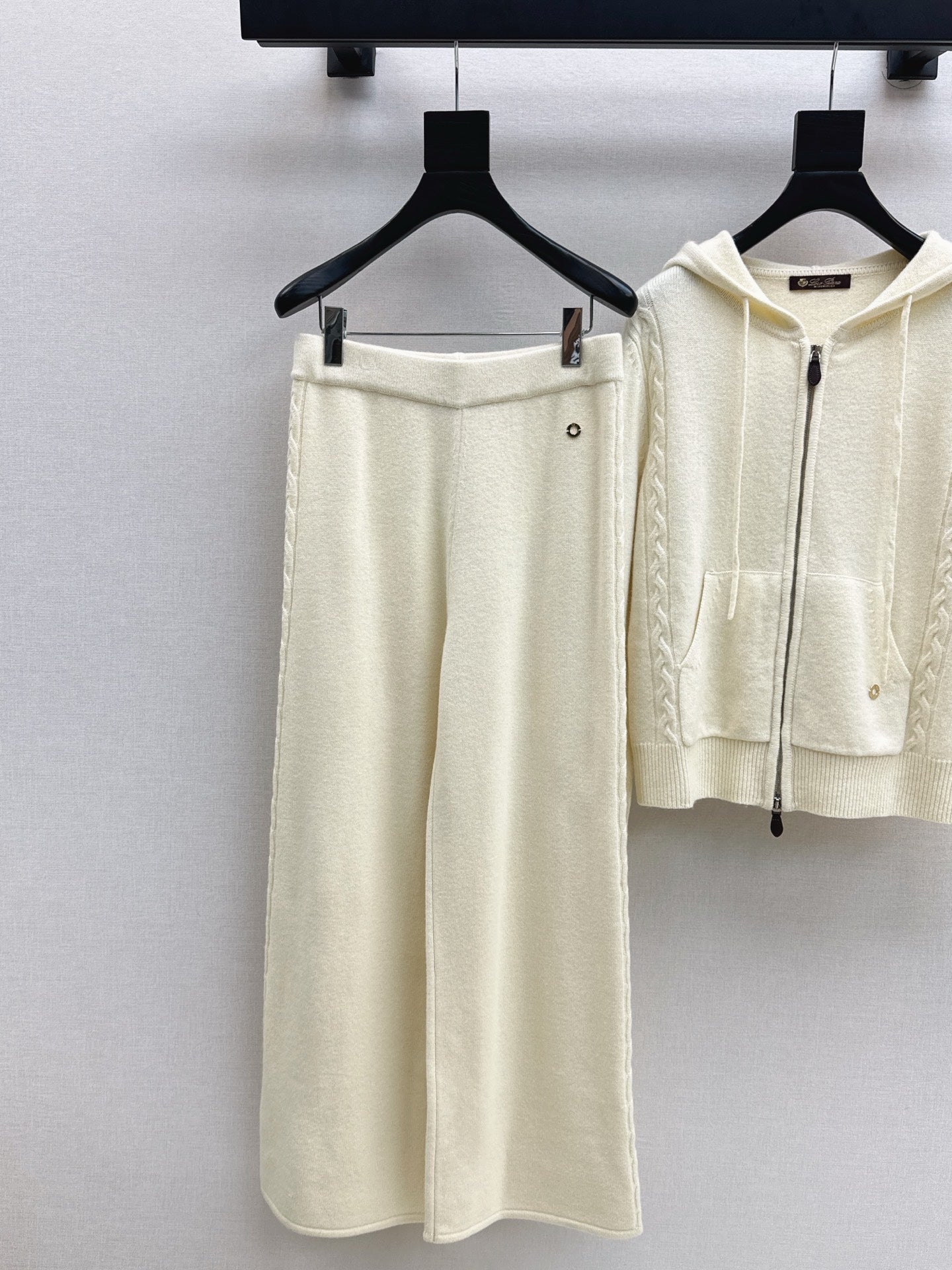 Loro 25fw cashmere suit