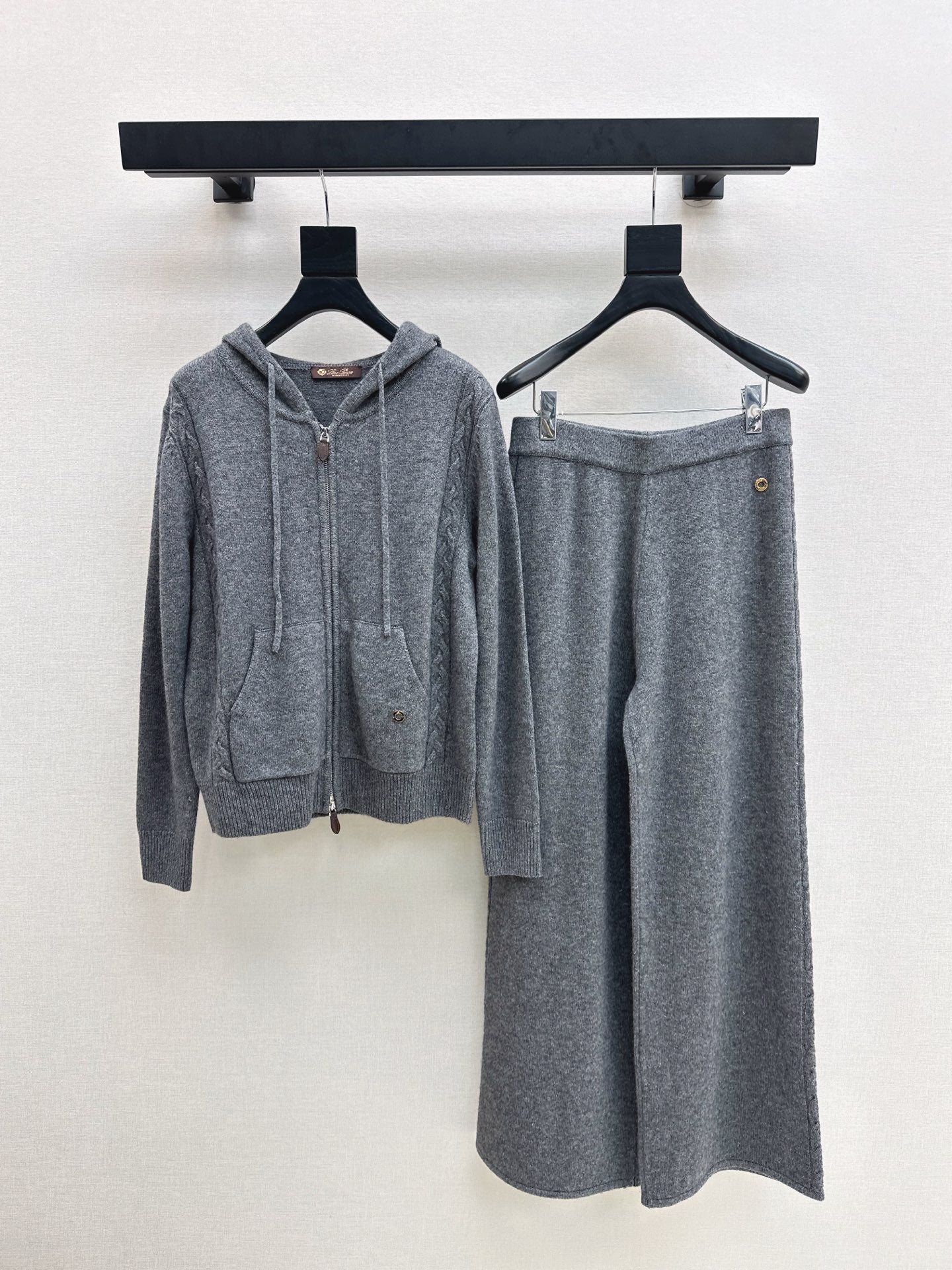 Loro 25fw cashmere suit