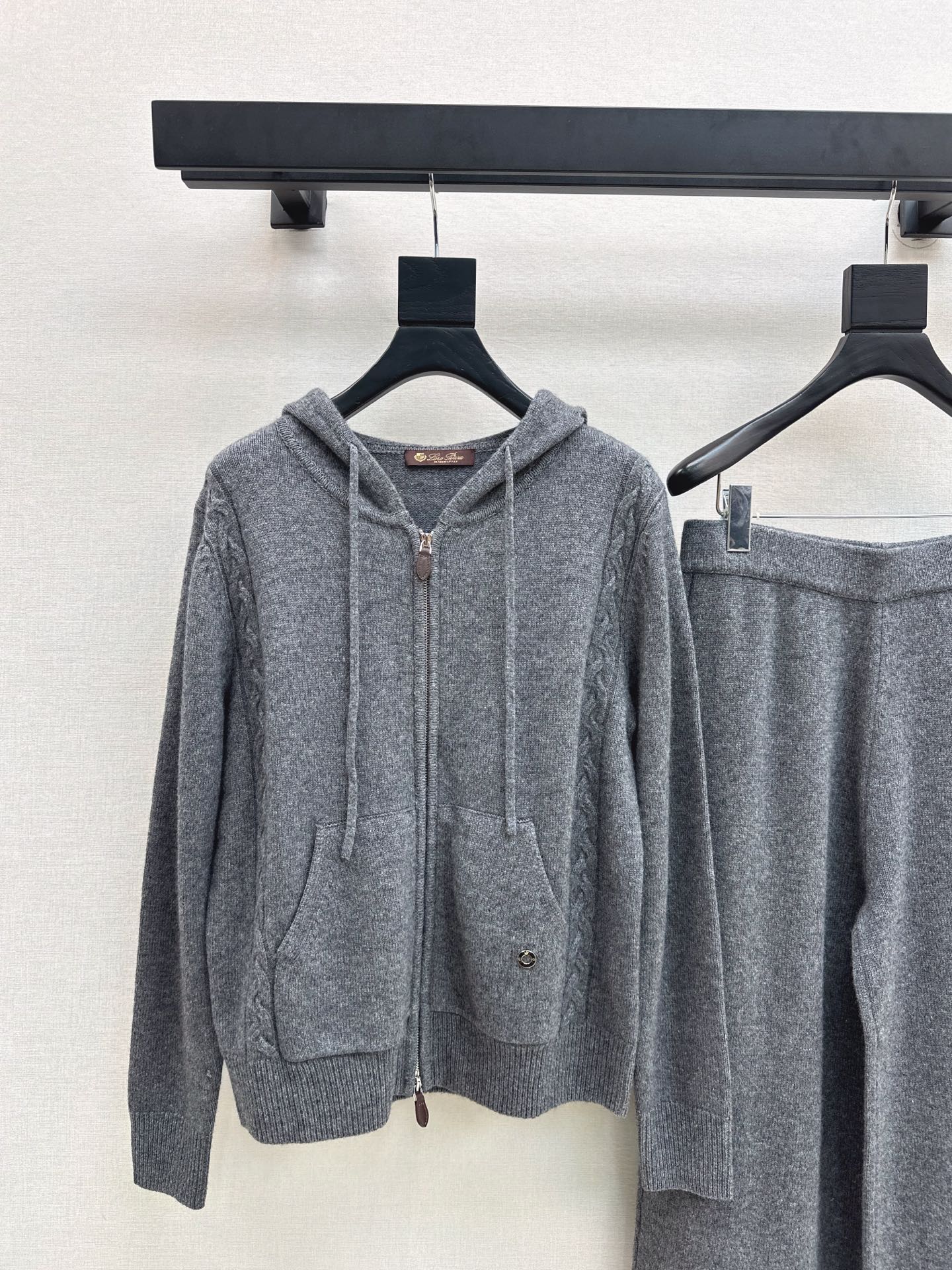 Loro 25fw cashmere suit