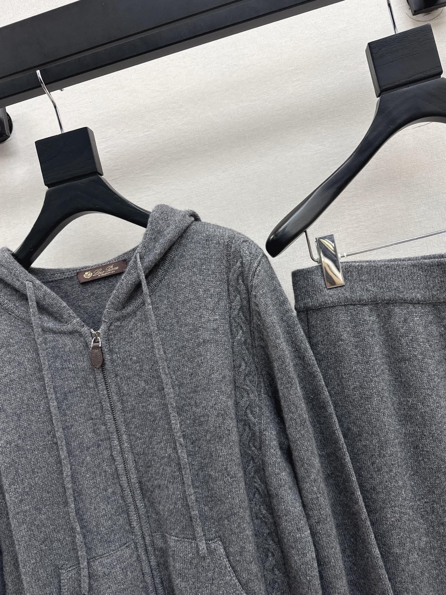 Loro 25fw cashmere suit
