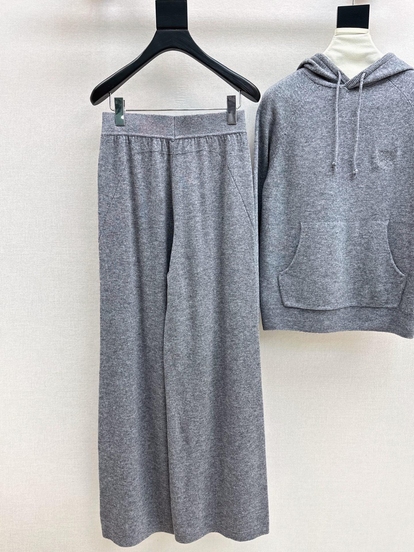 Loe 25fw knitting suit