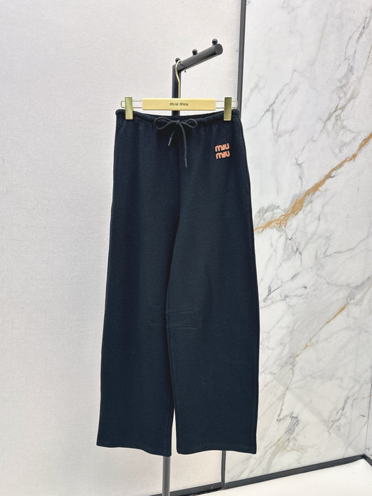 Miu 25fw sweatpants