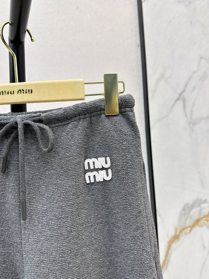 Miu 25fw sweatpants