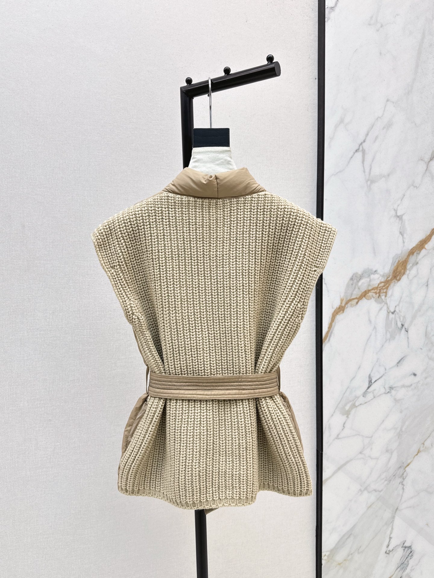 Max 25fw down vest