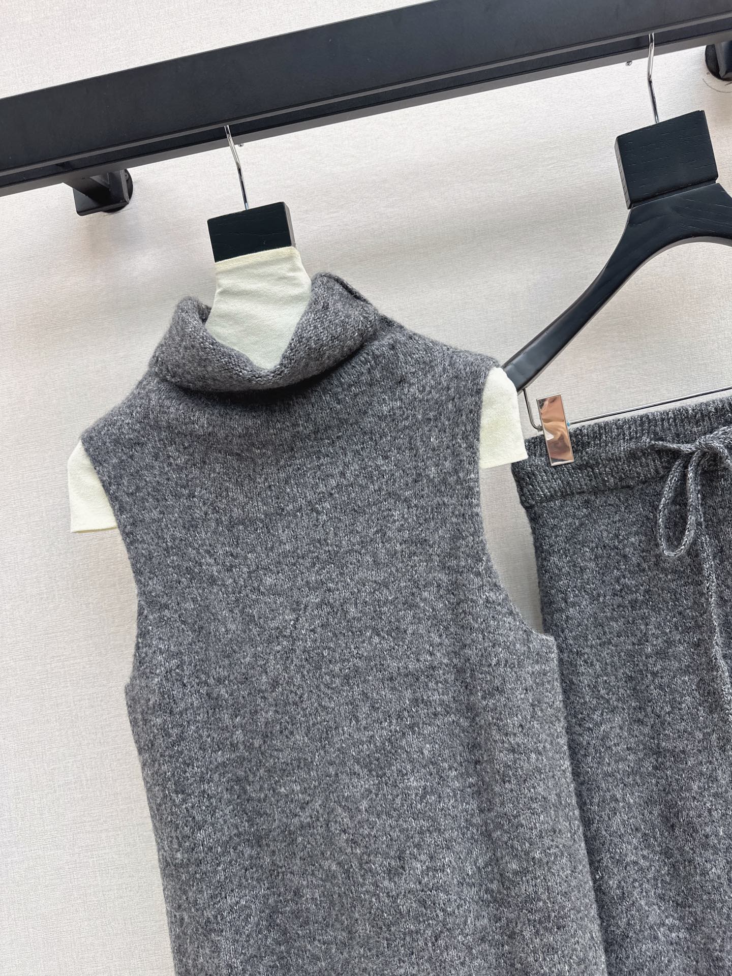 Loro 25fw sweater skirt set