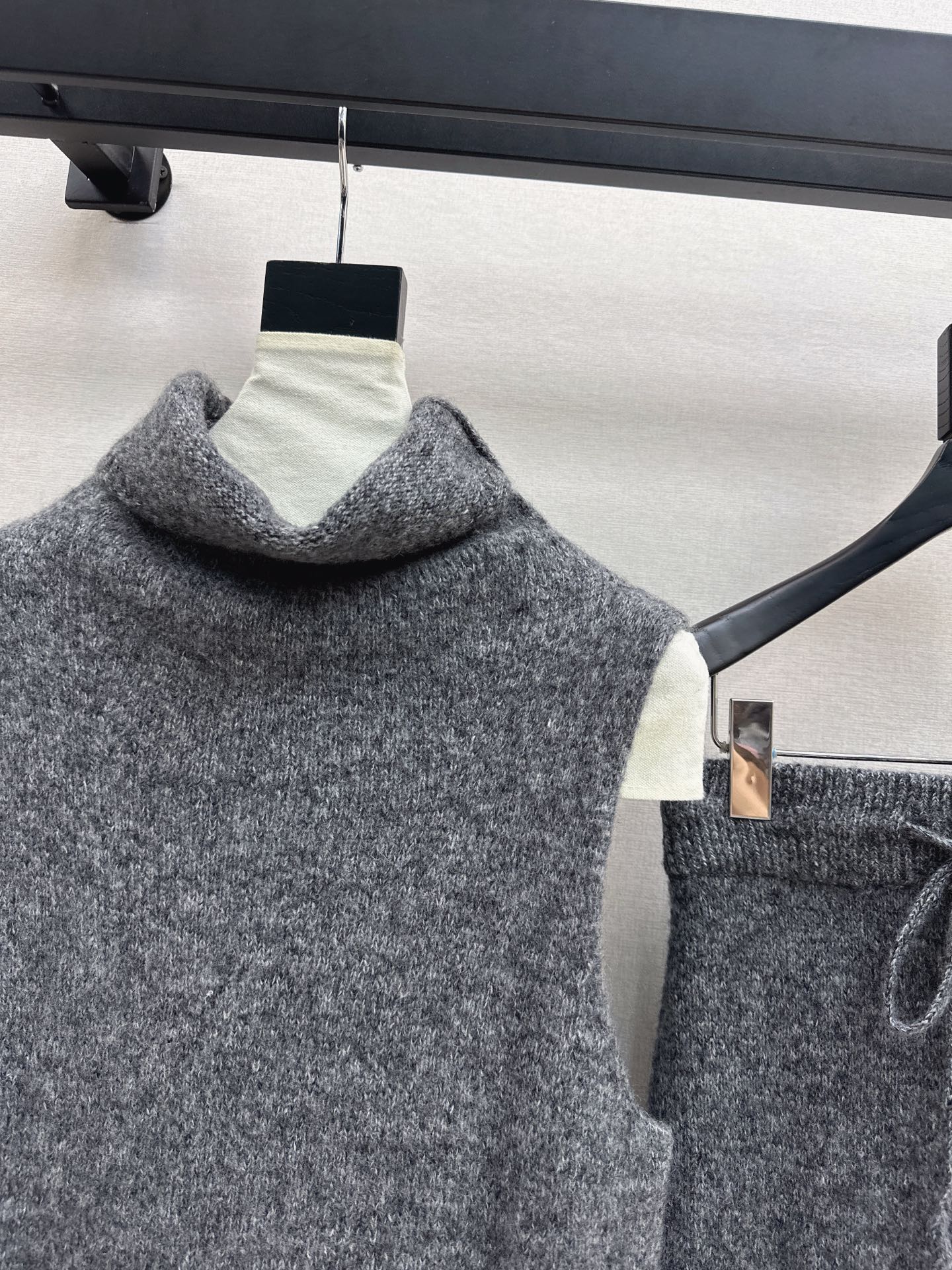 Loro 25fw sweater skirt set