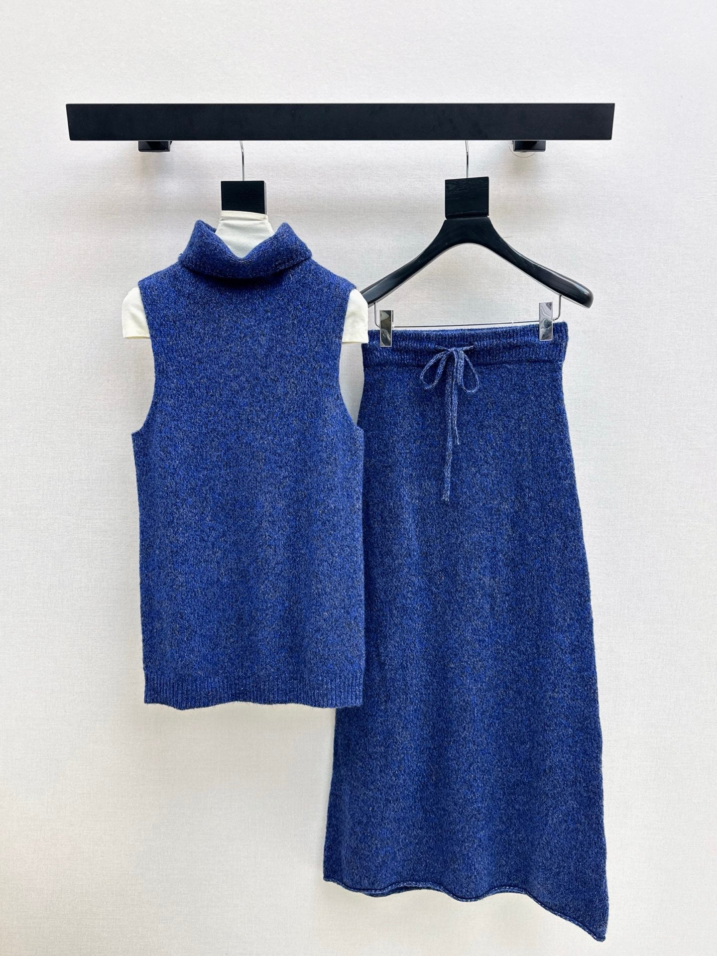 Loro 25fw sweater skirt set
