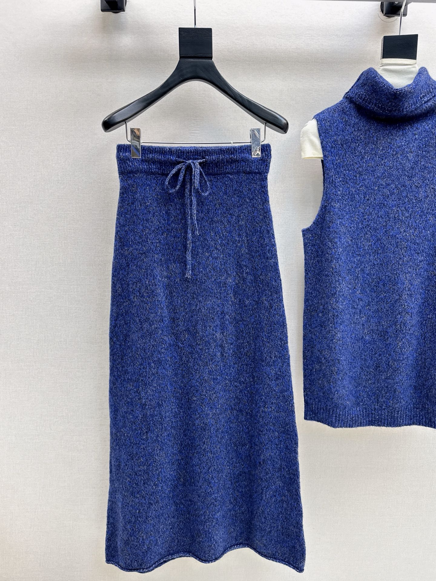 Loro 25fw sweater skirt set