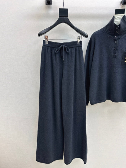 Max 25fw knitted suit