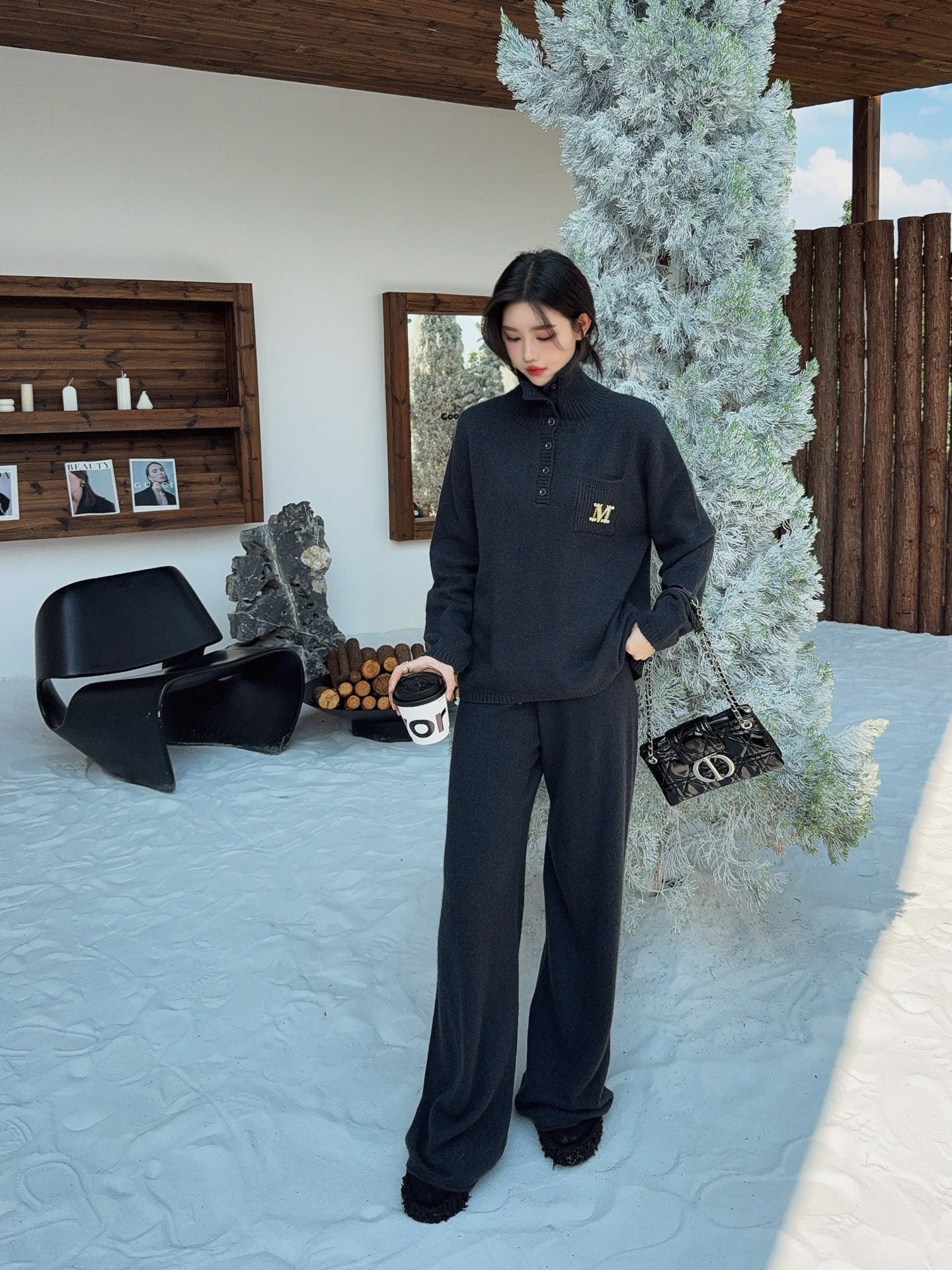 Max 25fw knitted suit