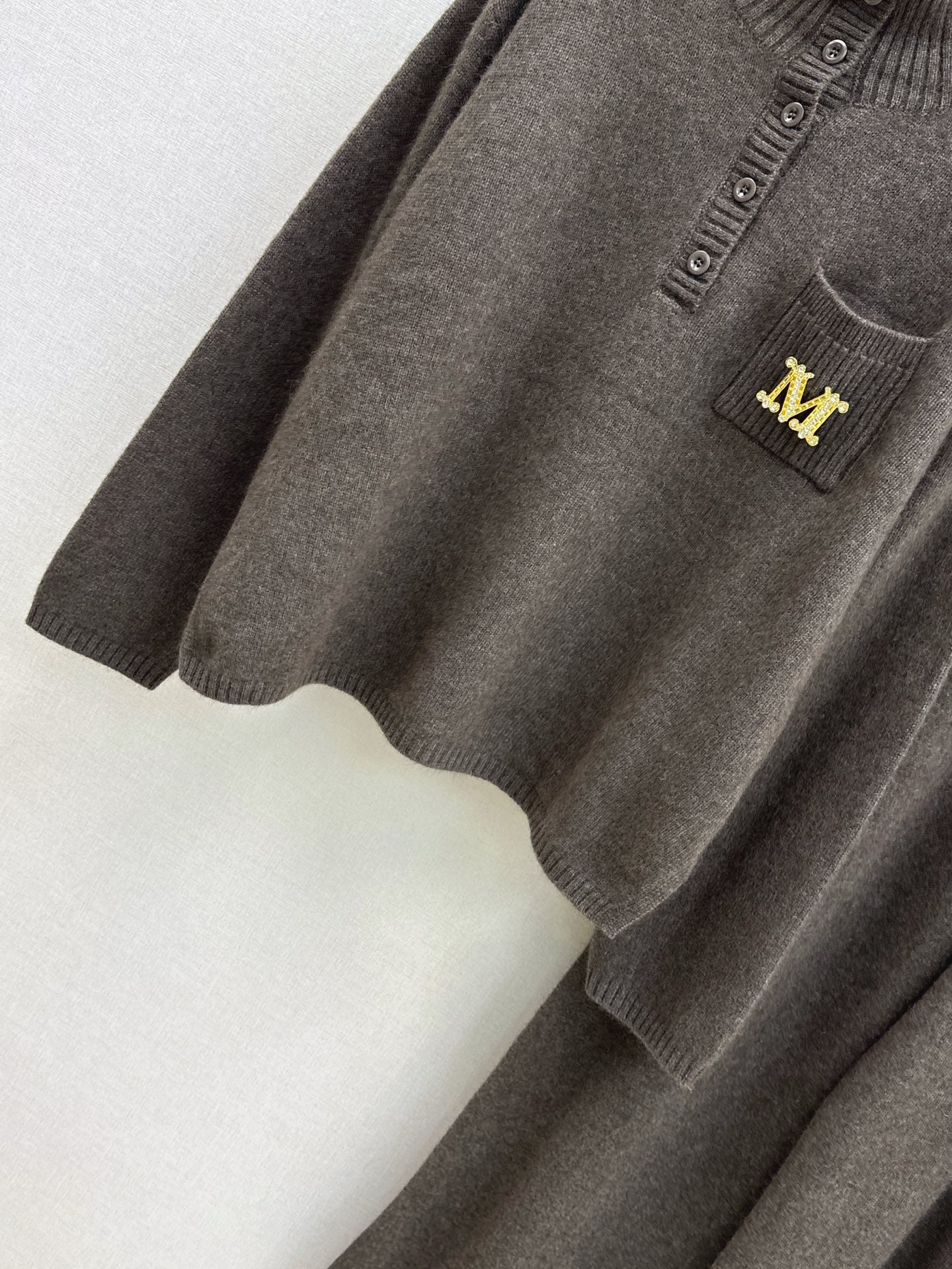 Max 25fw knitted suit