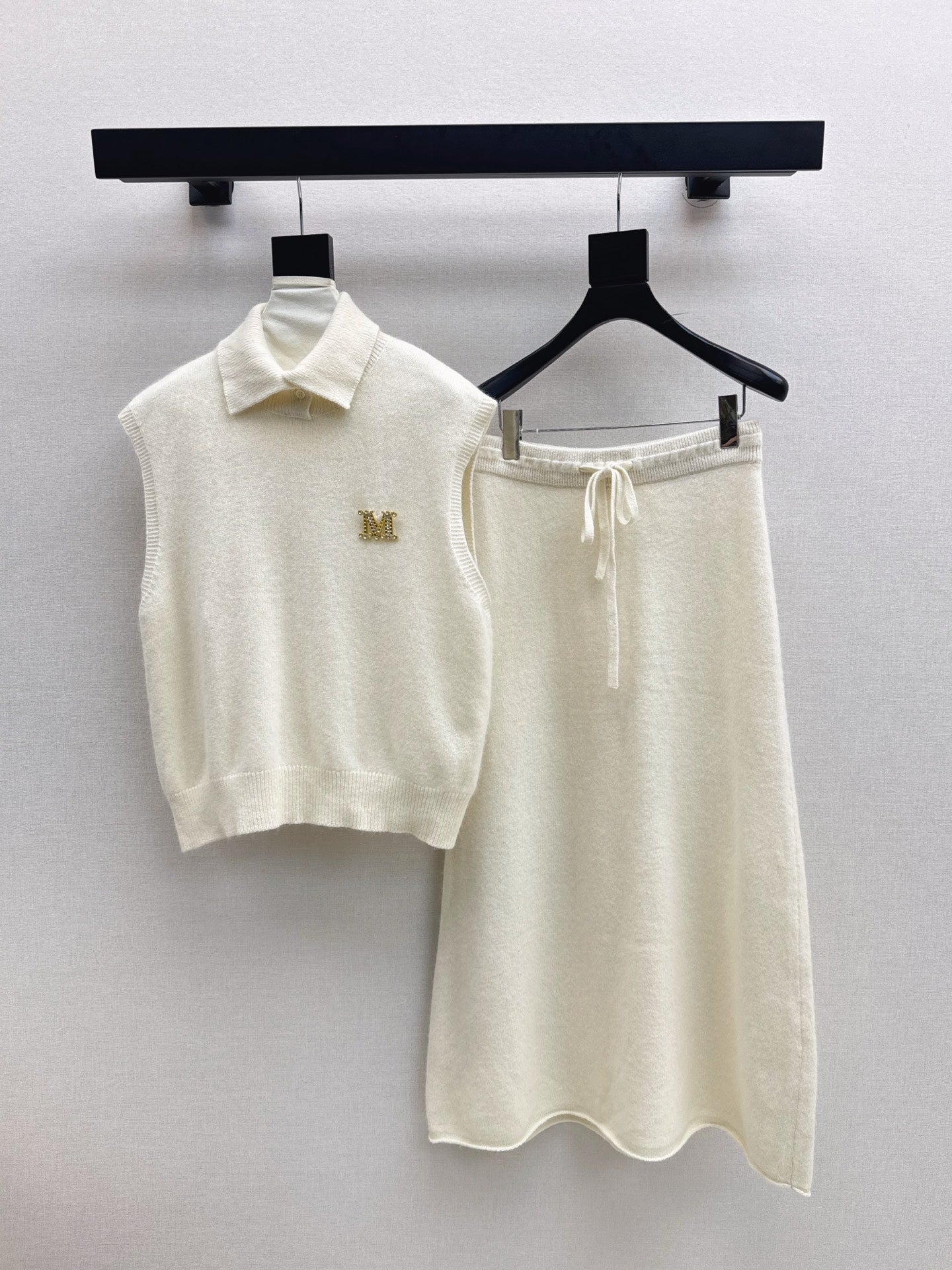 Max 25fw wool suit