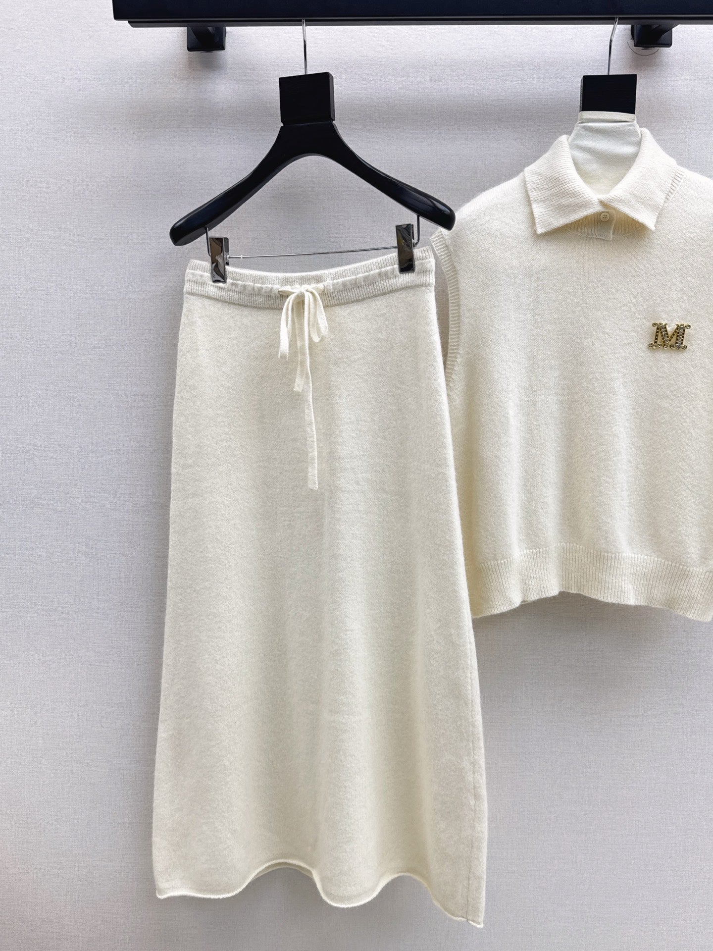 Max 25fw wool suit