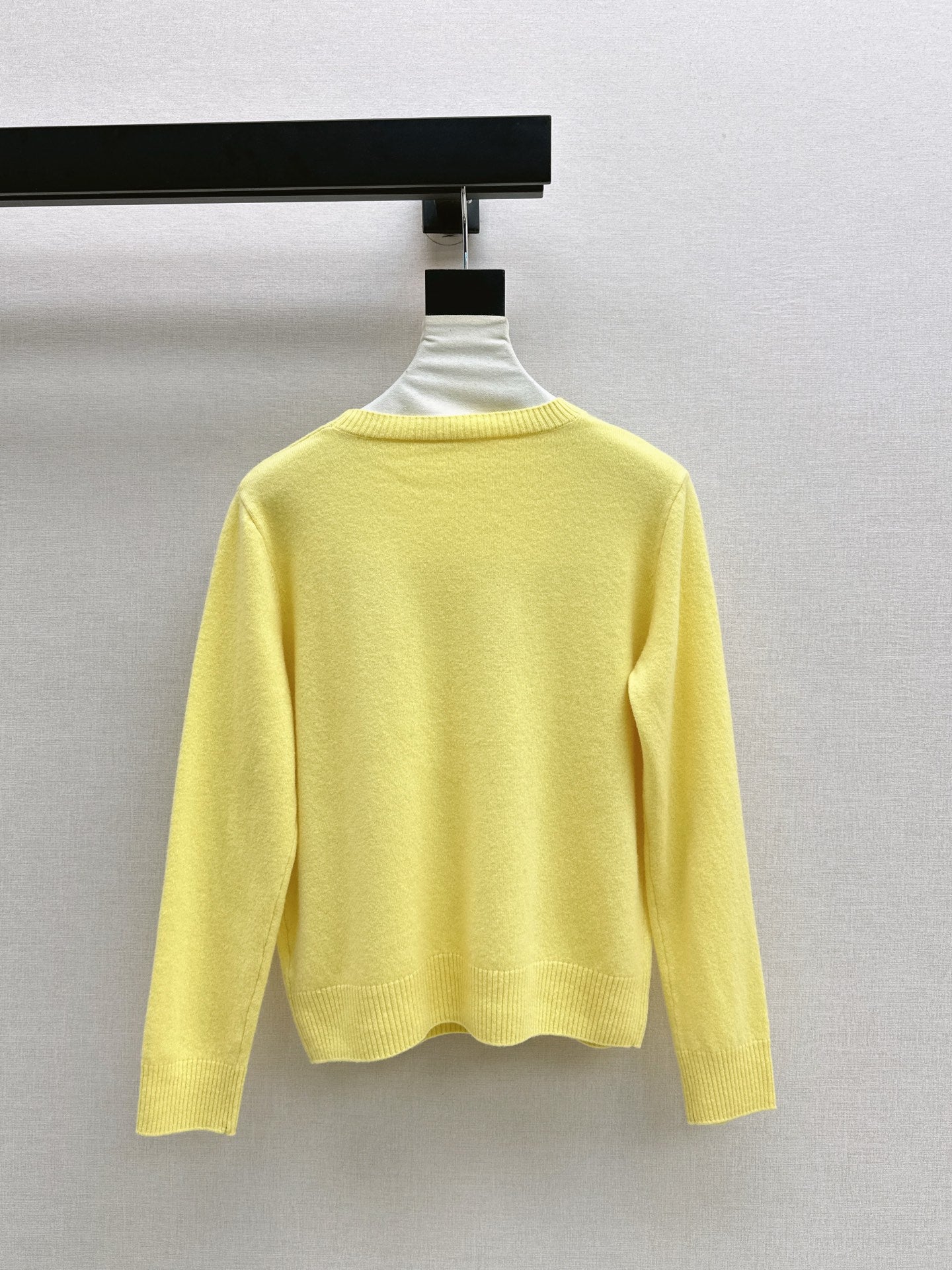 Miu 25fw sweater