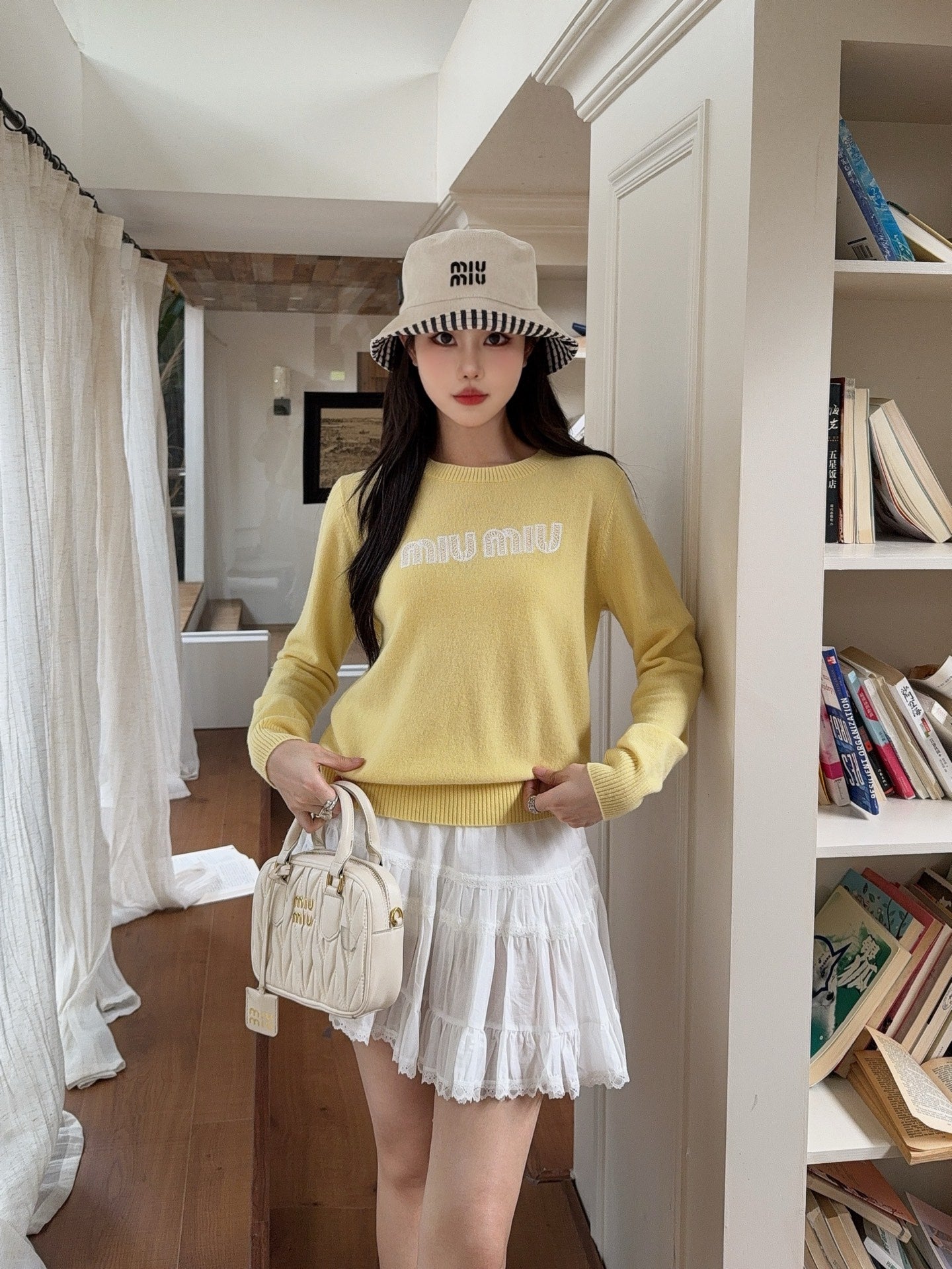Miu 25fw sweater