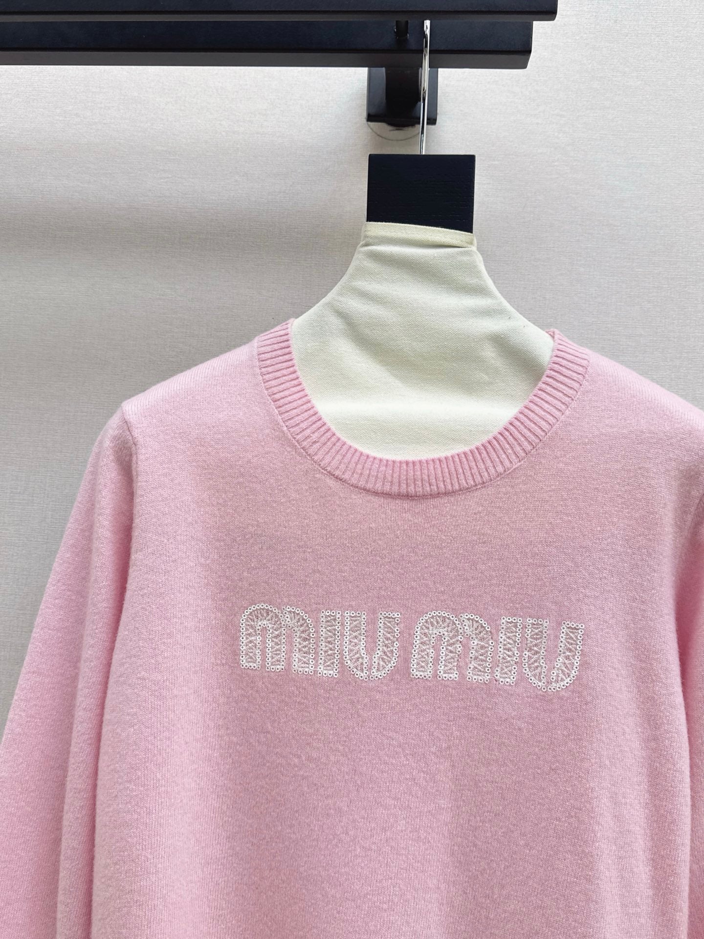 Miu 25fw sweater