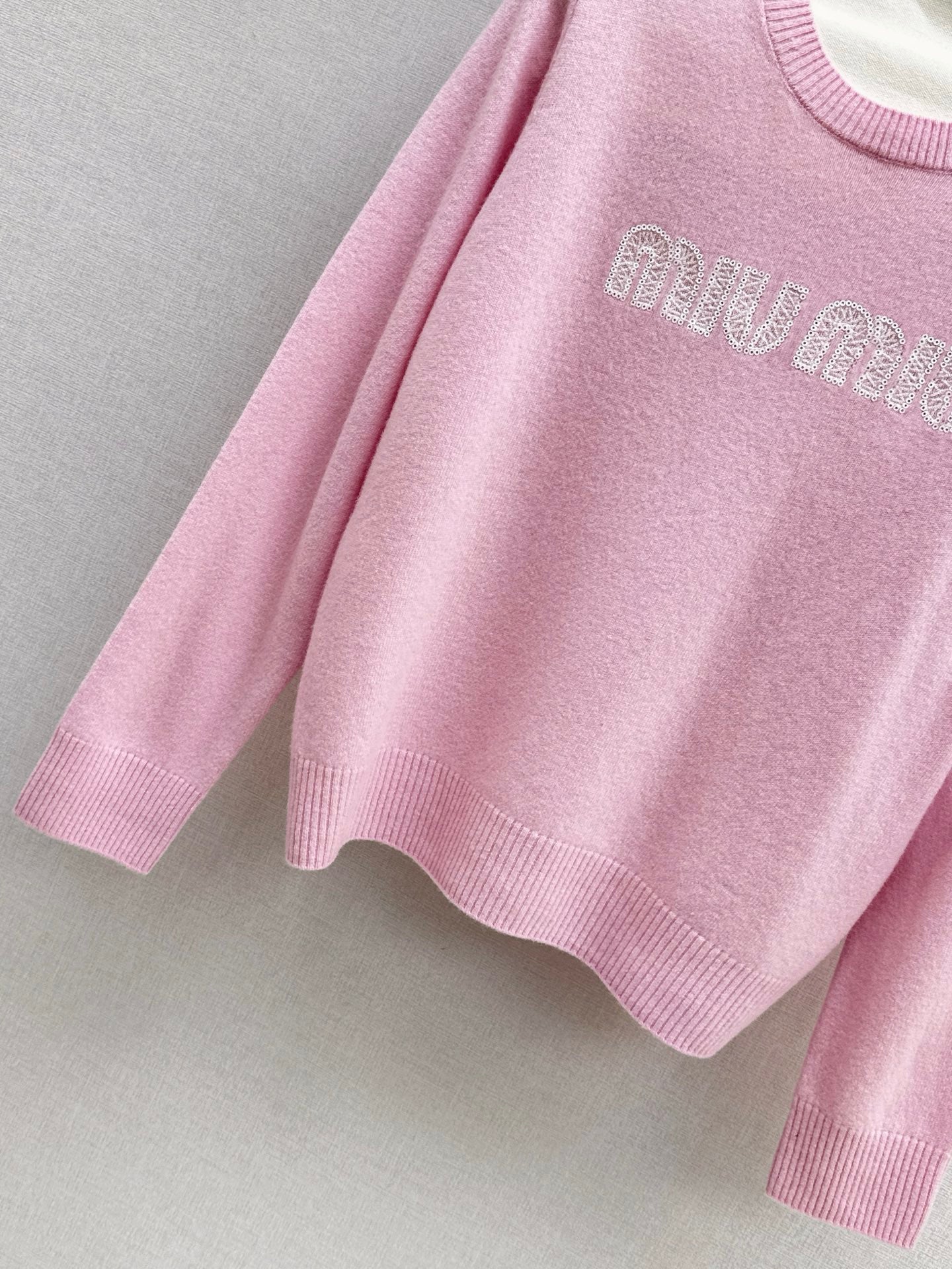 Miu 25fw sweater