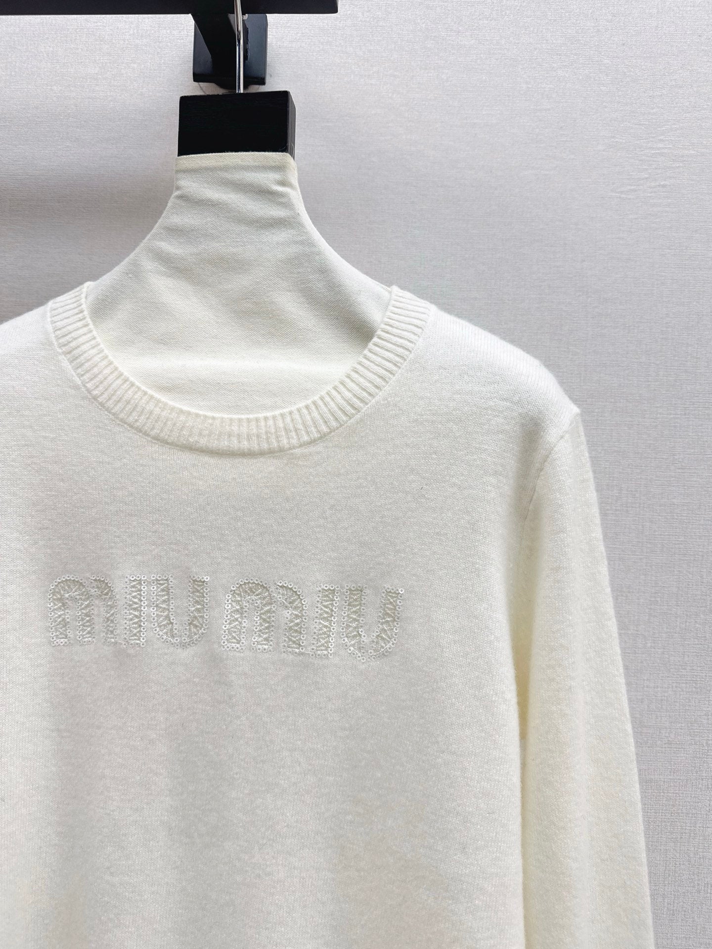 Miu 25fw wool sweater