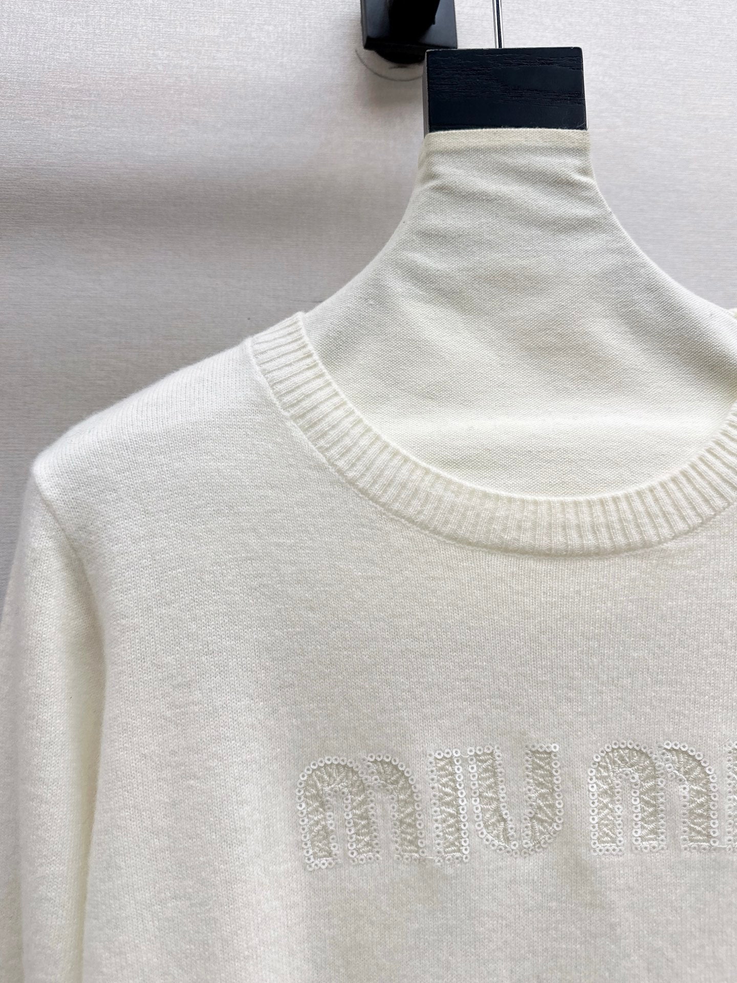 Miu 25fw wool sweater