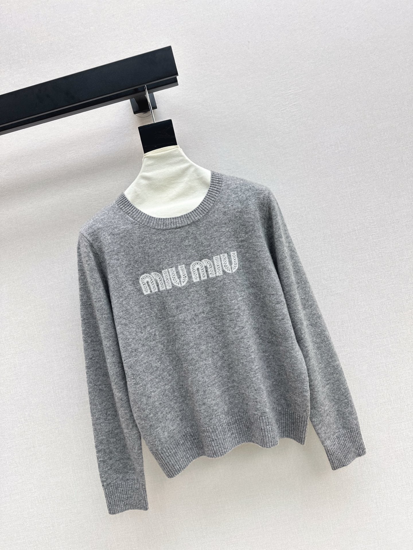 Miu 25fw wool sweater
