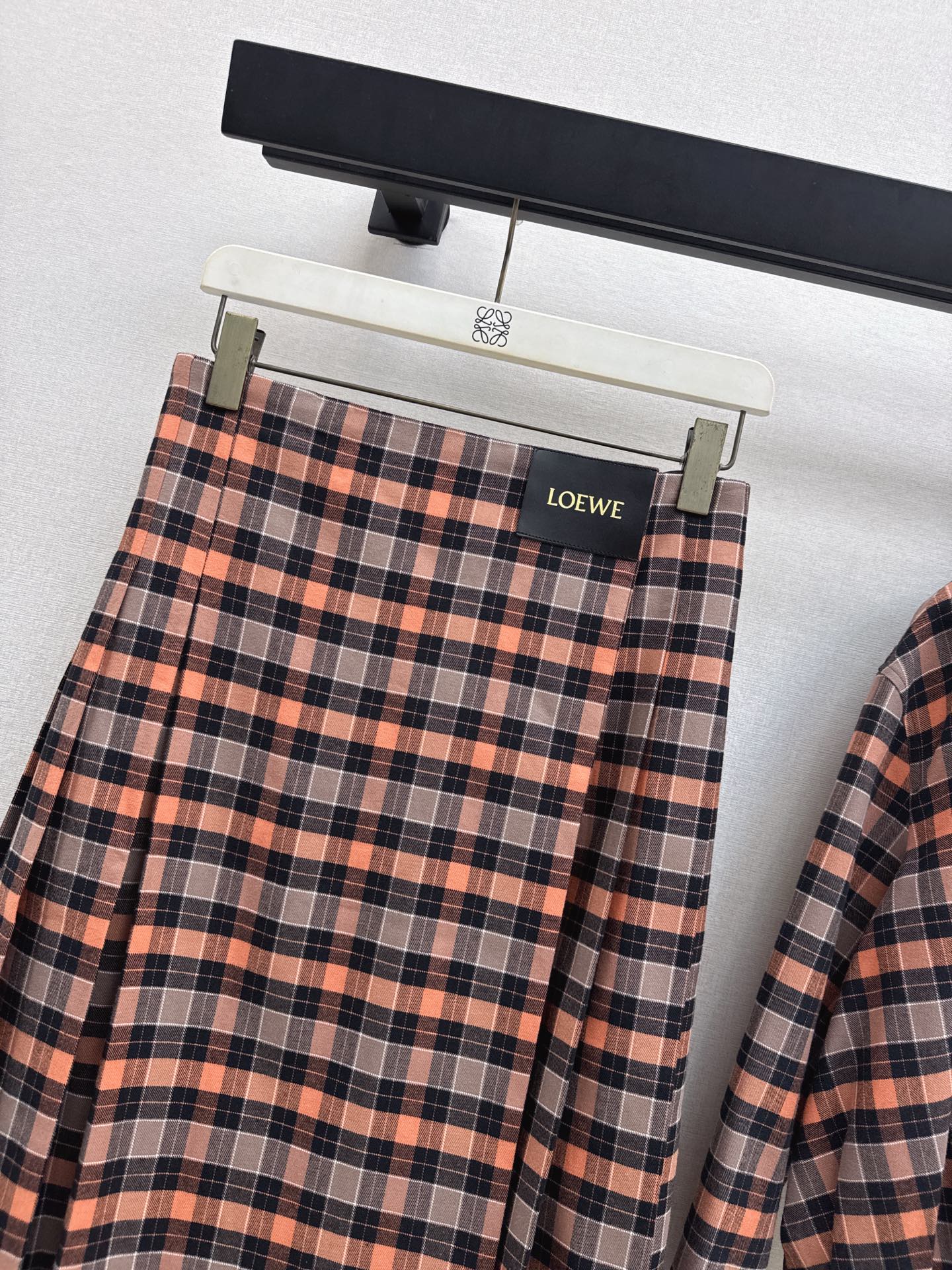 Loe 25fw plaid skirt