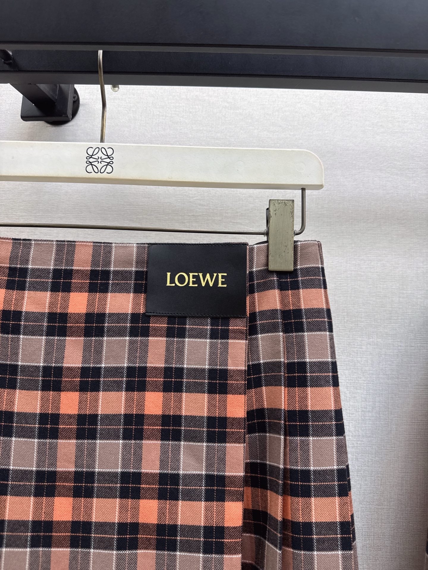 Loe 25fw plaid skirt