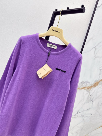 Miu 25fw cashmere sweater