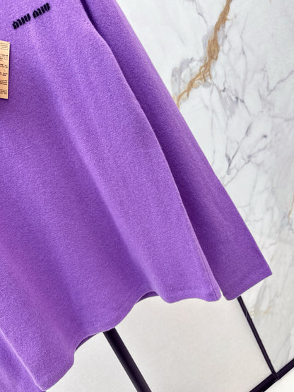 Miu 25fw cashmere sweater