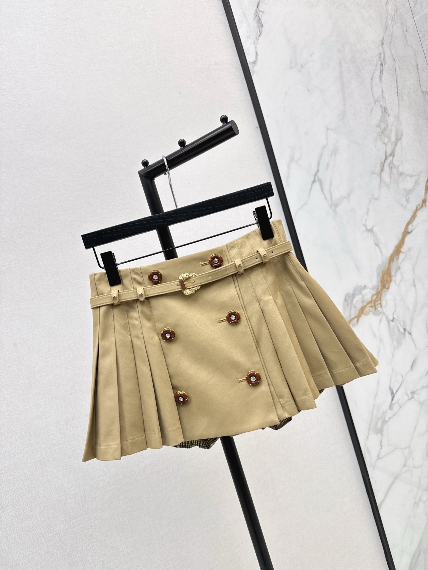 Valen 25fw skirt