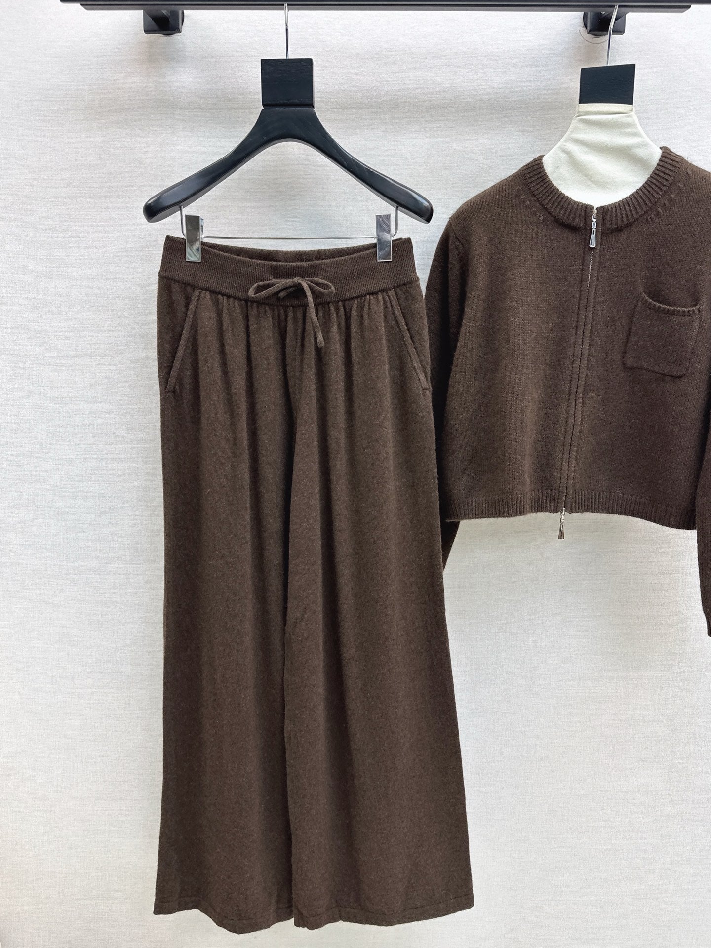 Loro 25fw knitted suit