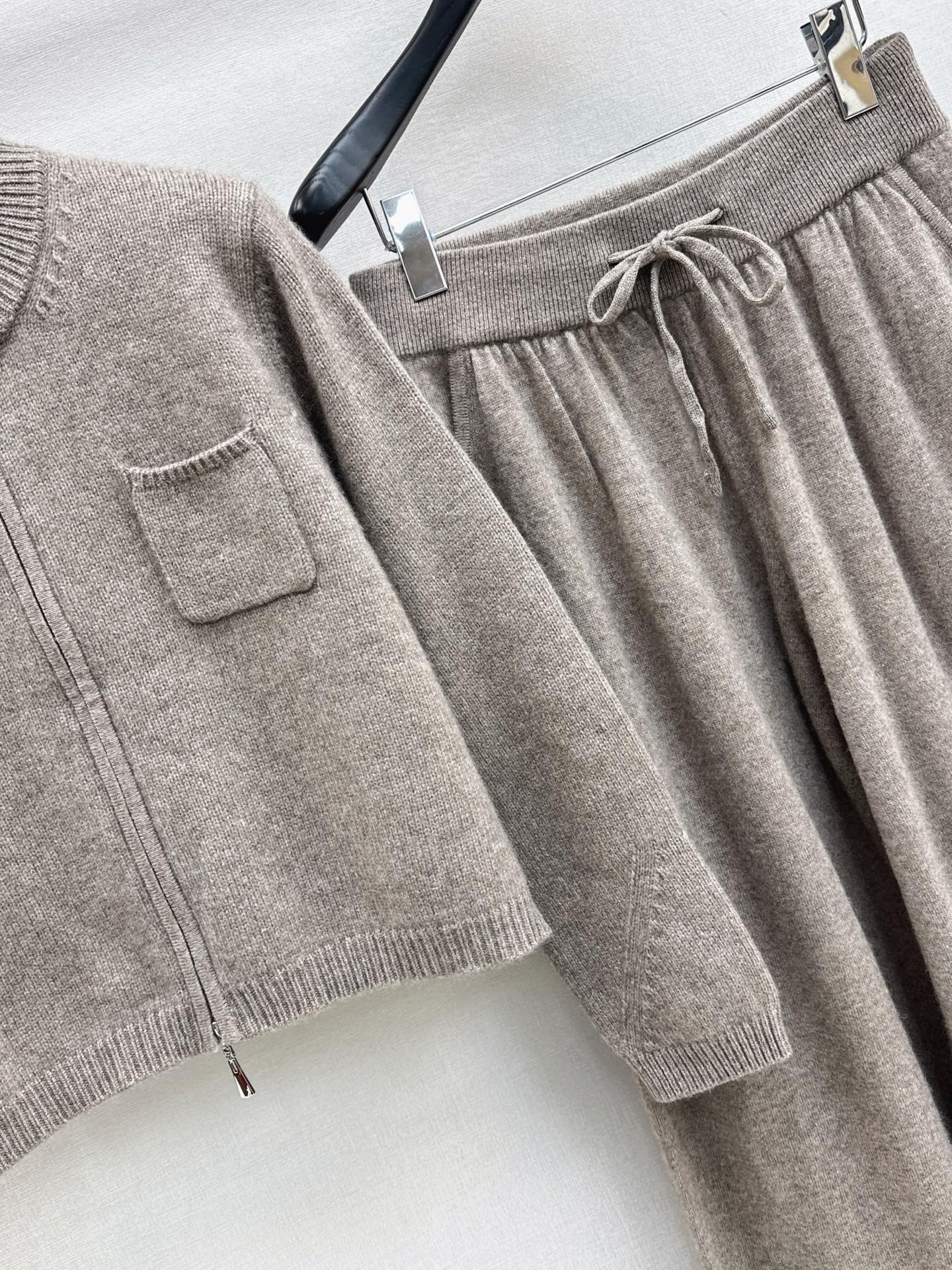 Loro 25fw knitted suit
