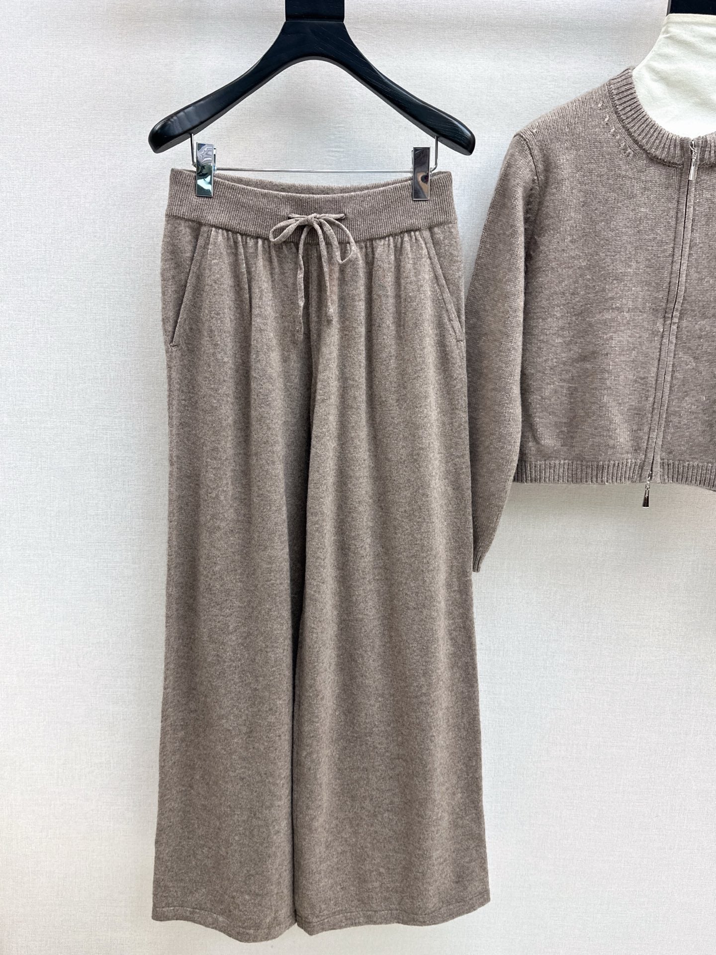 Loro 25fw knitted suit