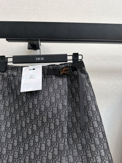 CD 25fw short skirt