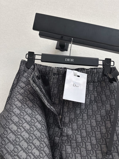 CD 25fw short skirt
