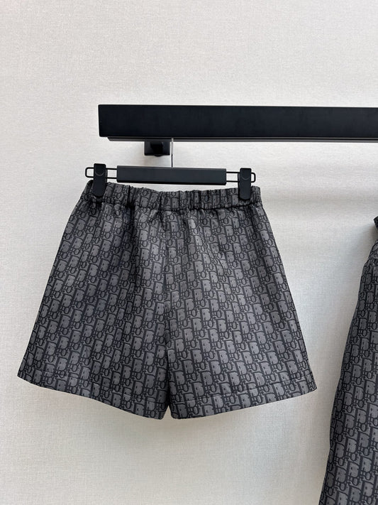 CD 25fw short skirt