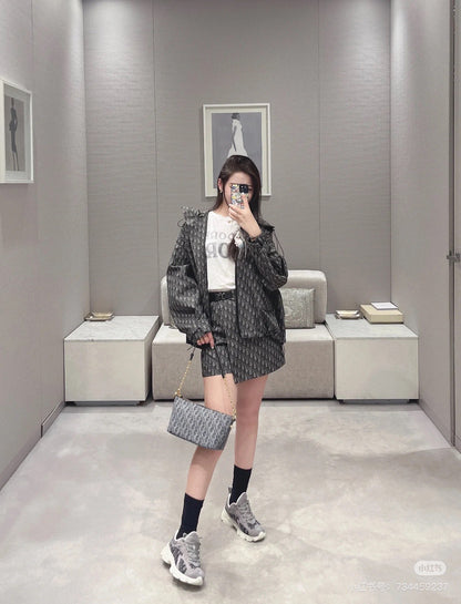 CD 25fw short skirt