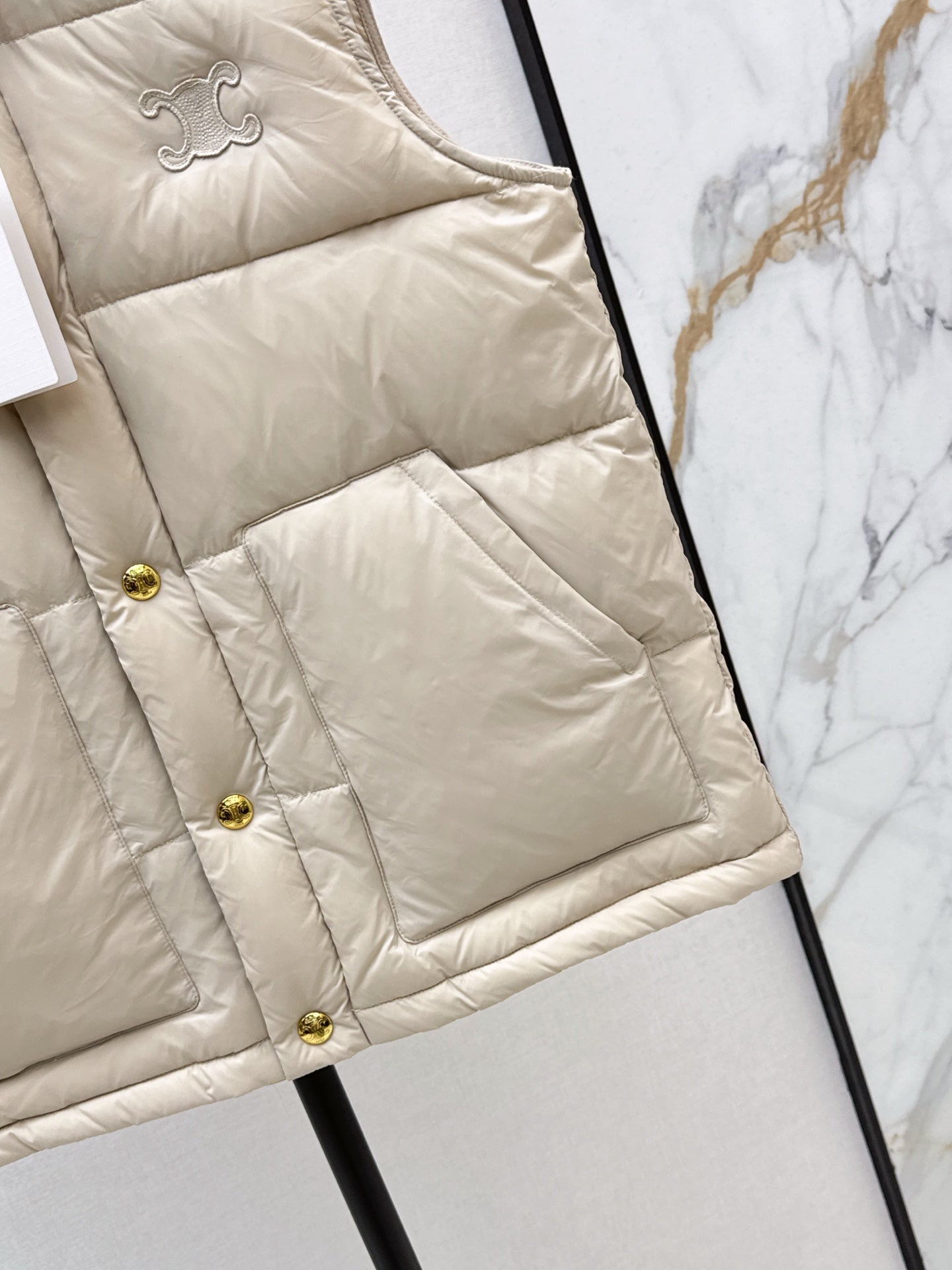 Celi 25fw down vest