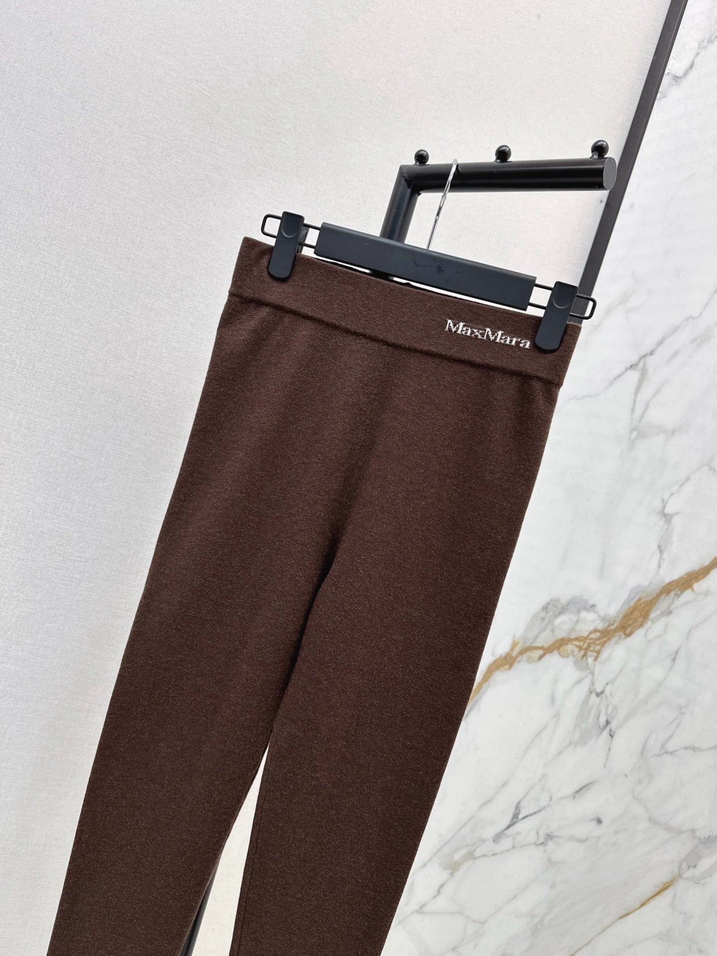 Max 25fw knitted pants