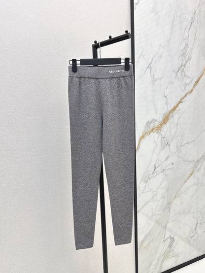 Max 25fw knitted pants