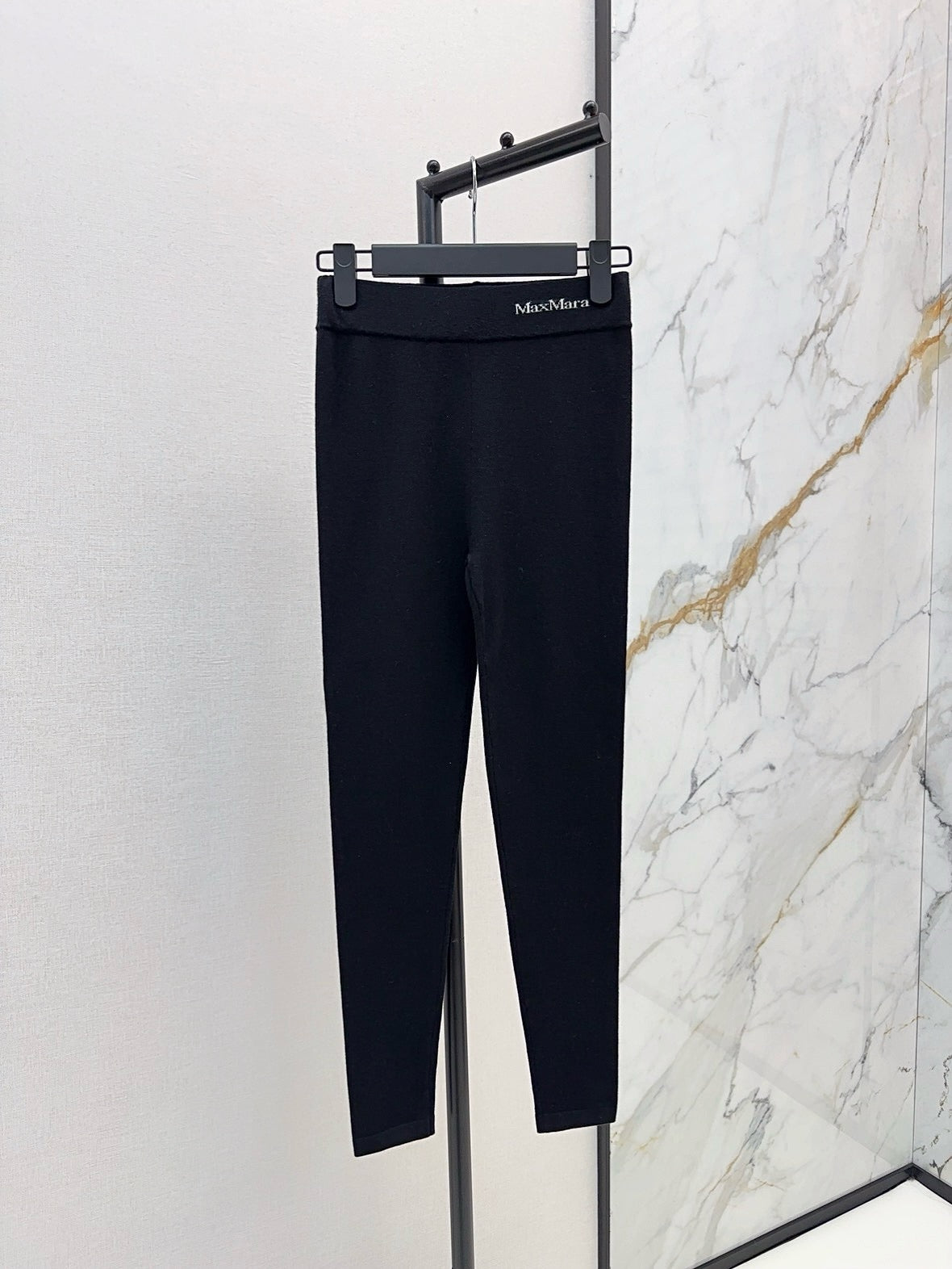 Max 25fw knitted pants