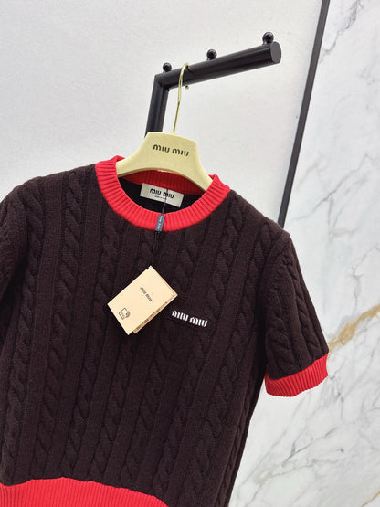 Miu 25fw knitted sweater