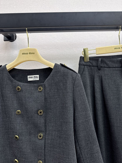 Miu 25fw OL suit
