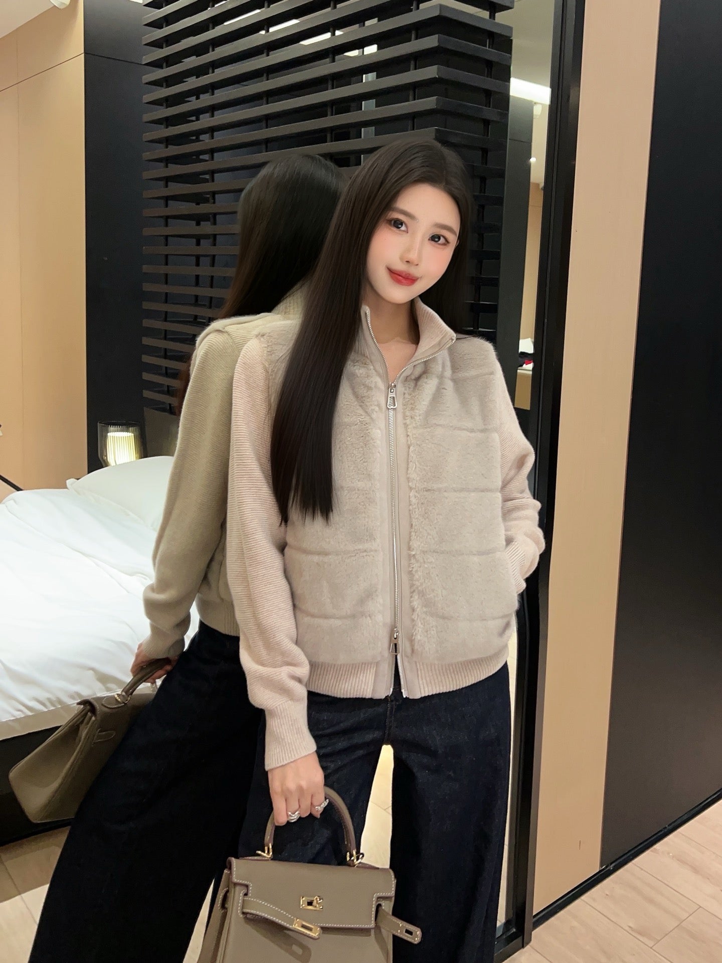 Loro 25fw down jacket