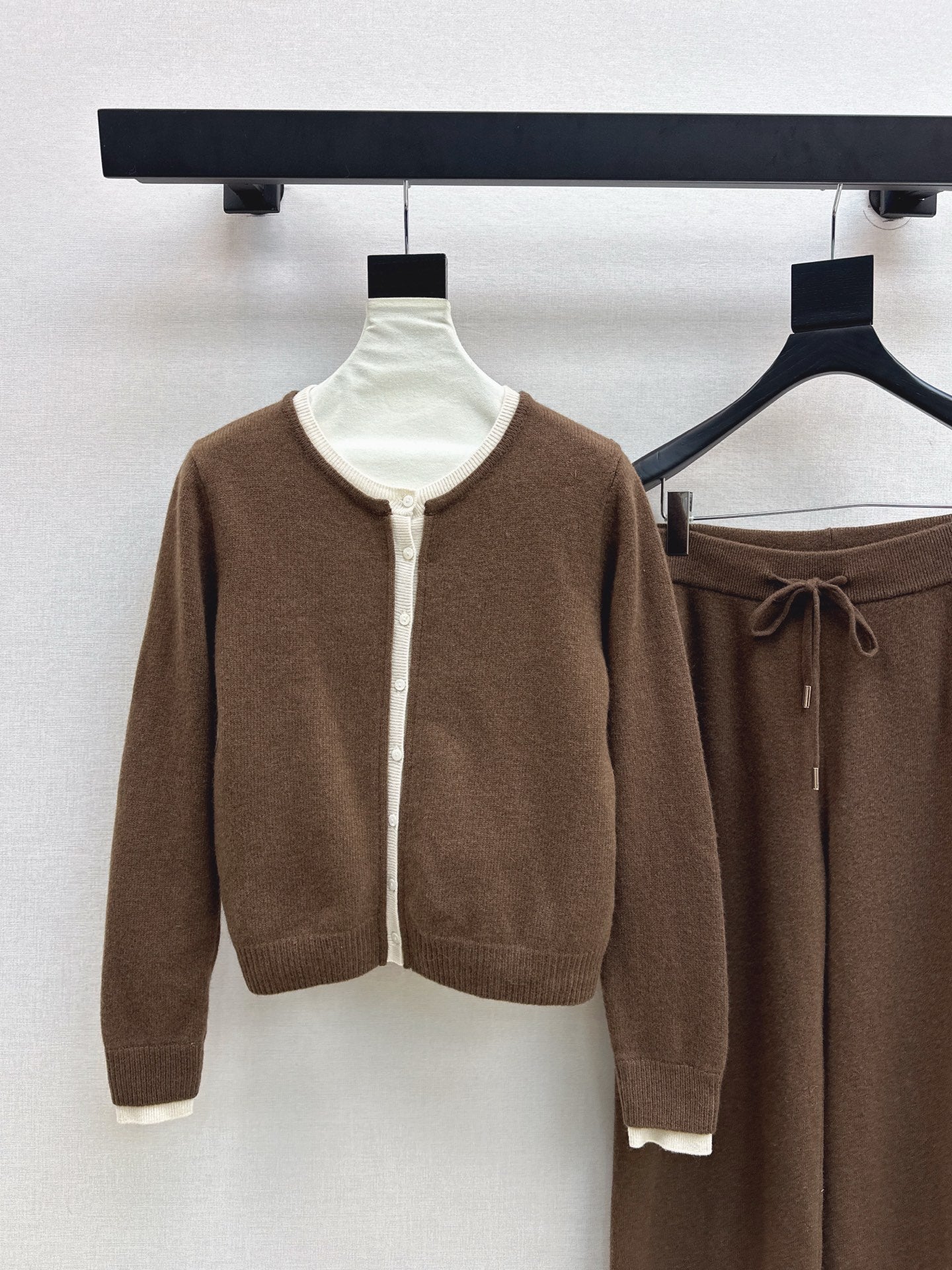 Loro 25fw knitted suit