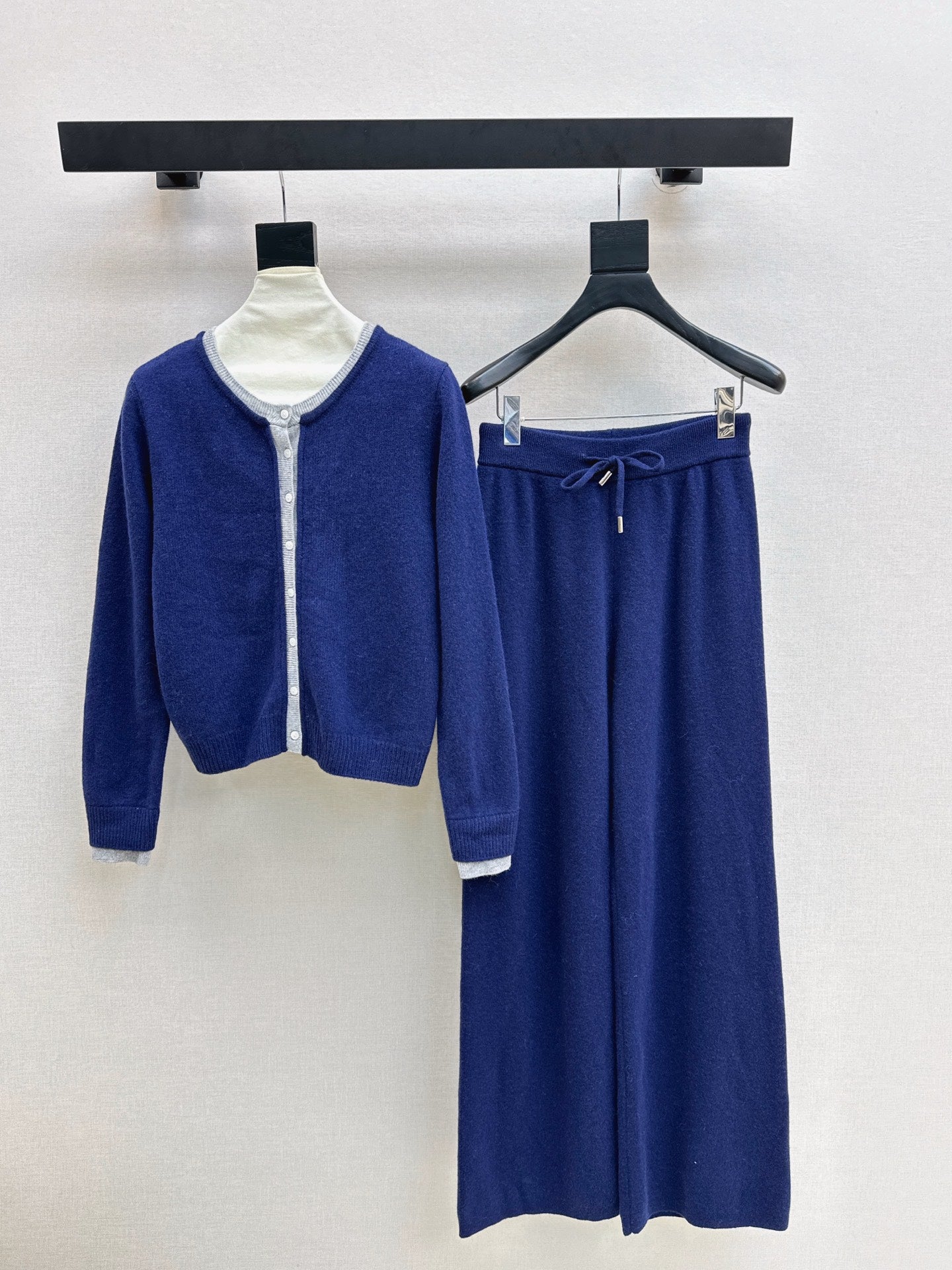 Loro 25fw knitted suit