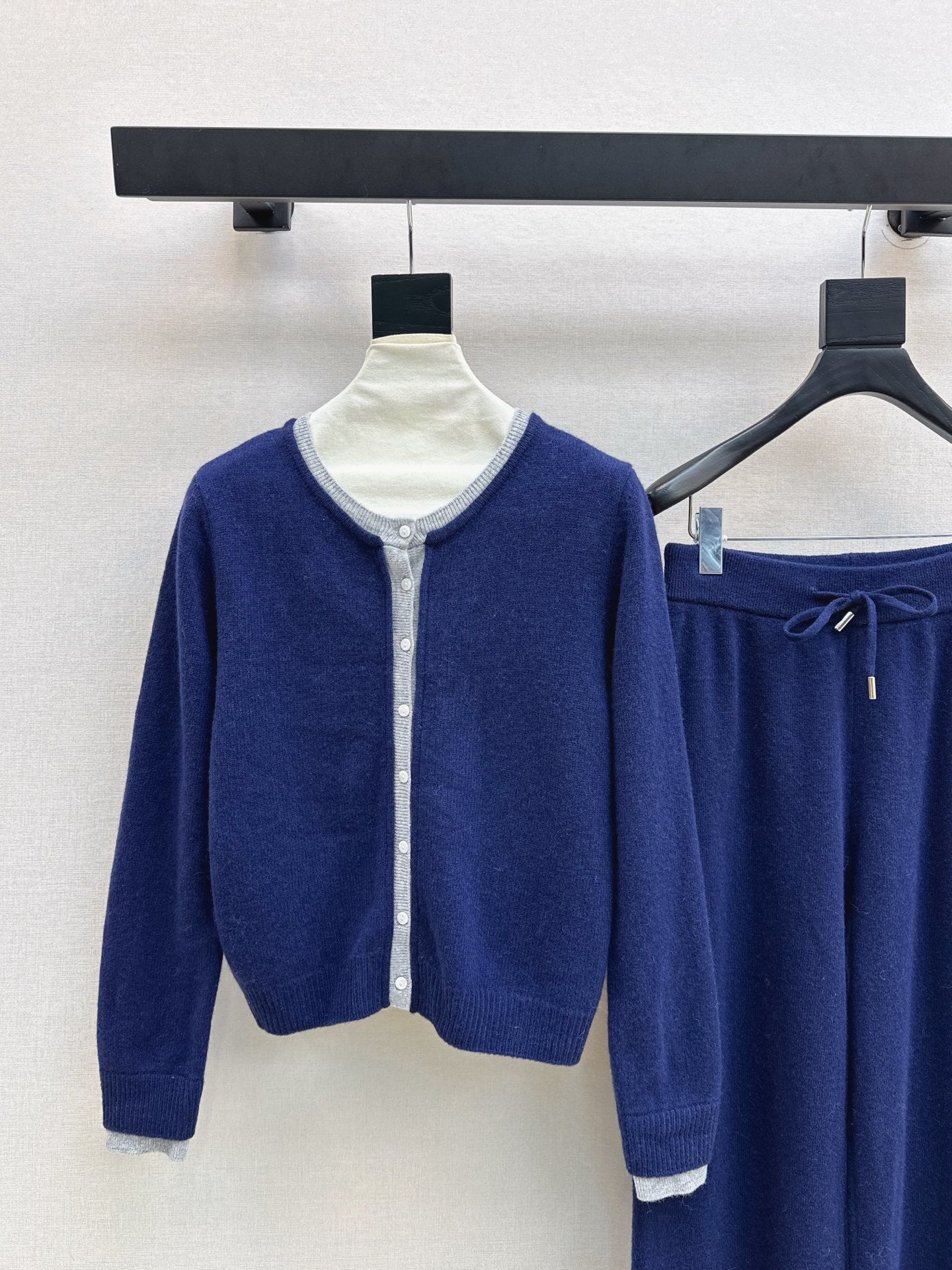 Loro 25fw knitted suit