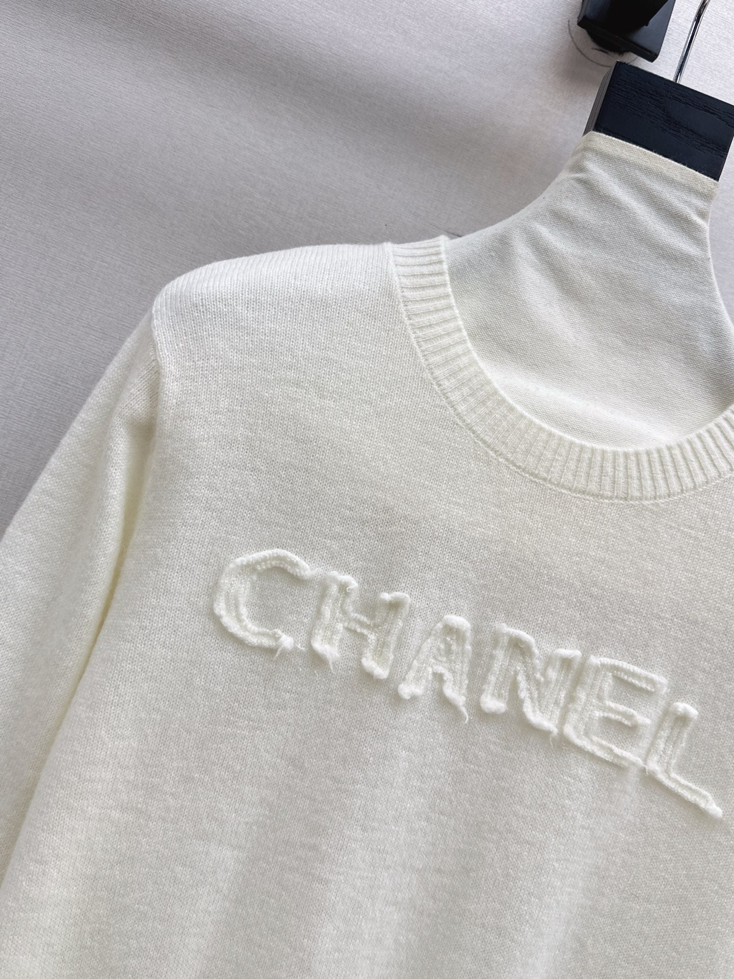 Chan 25fw knitted sweatshirt